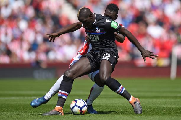 入和全面的 入和全面的